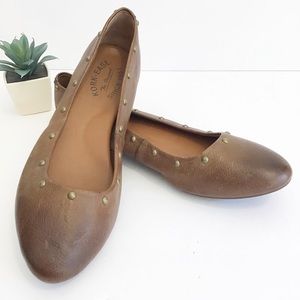 KORK-EASE Studded leather flats women’s 7.5